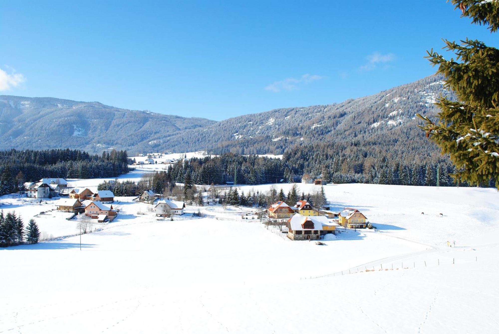 Hotel Gasthof Seeblick Zeutschach Exterior foto